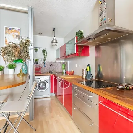 Guestready - Charming Place Du Parlement - Saint Pierre *