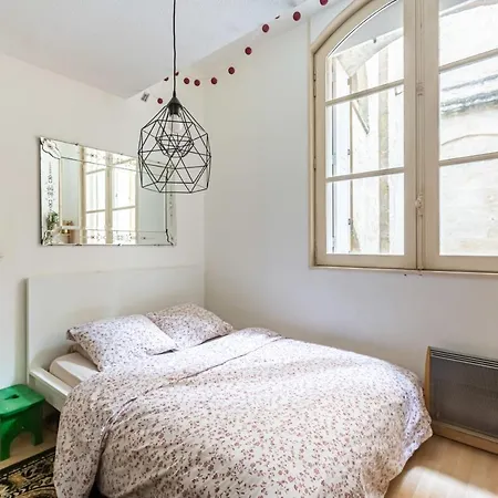 Guestready - Charming Place Du Parlement - Saint Pierre Appartement Bordeaux