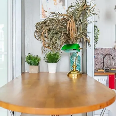 Guestready - Charming Place Du Parlement - Saint Pierre Appartement